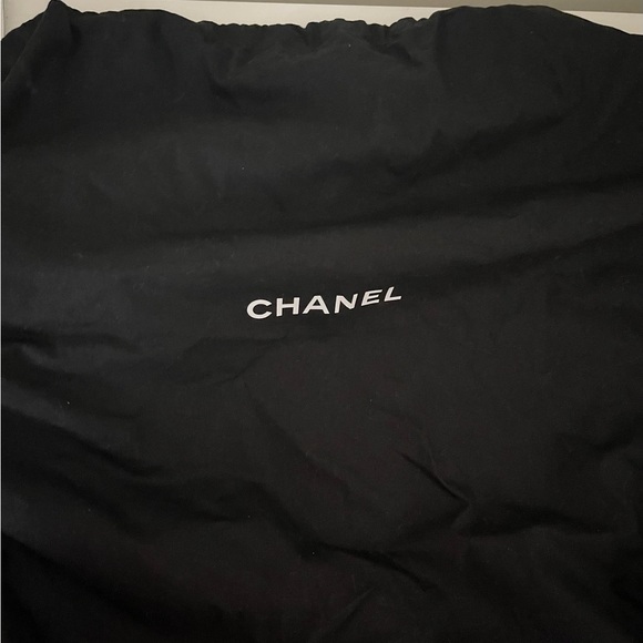 Luxury Chanel Deauville Tote Bag - Picture 5 of 10